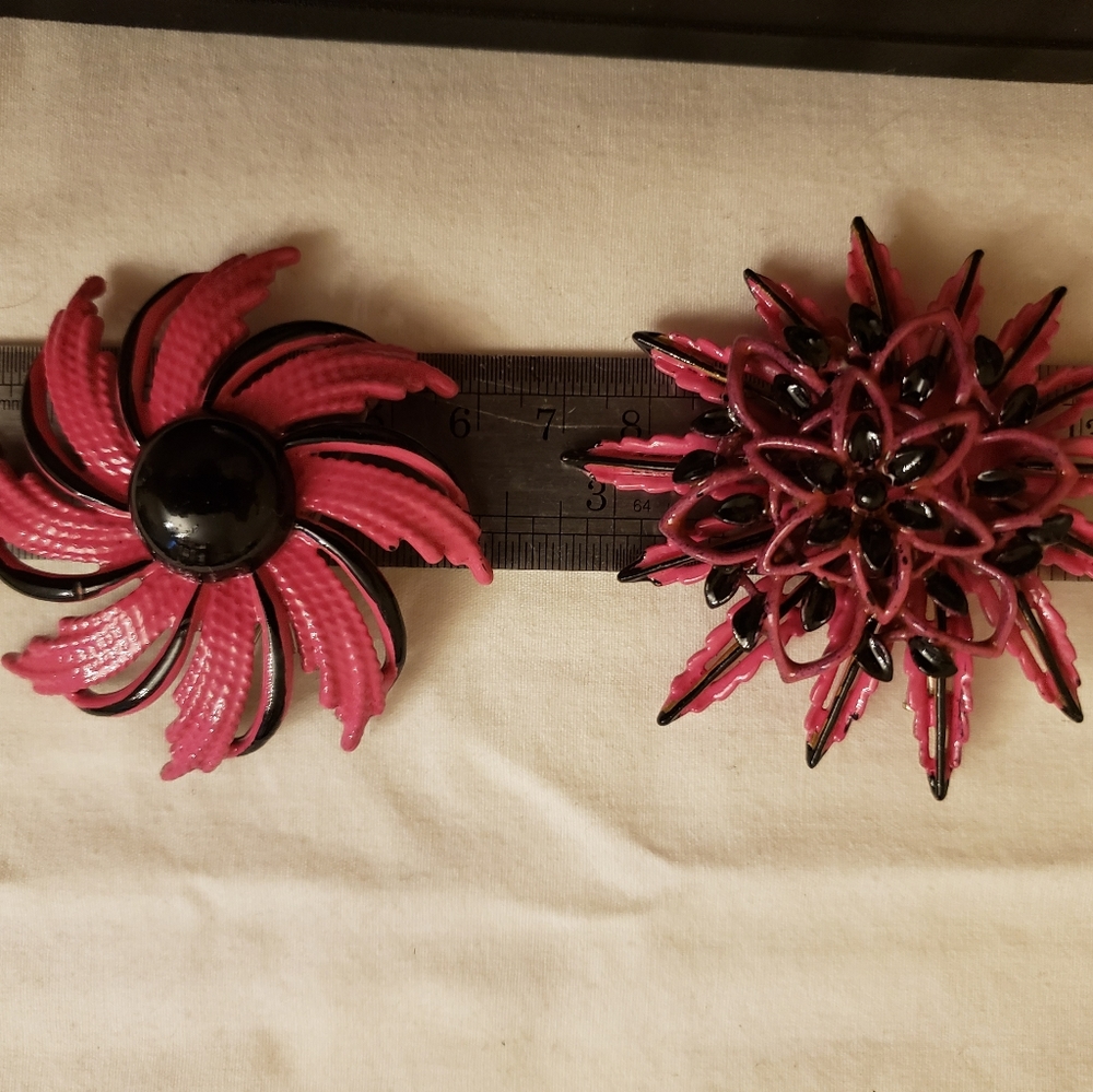 Vintage Sarah Coventry Brooches